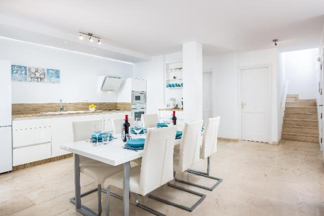 Casa Virgo Villa Адехе Екстериор снимка